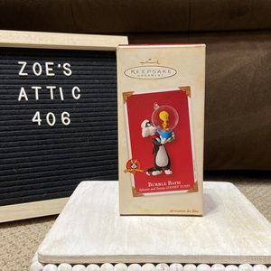 Hallmark BUBBLE BATH Looney Tunes Ornament